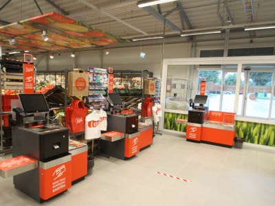 VVN team levererade leveransutrustning och monteringsarbeten i butikskedjans nya butik "TOP" i Sigulda.18